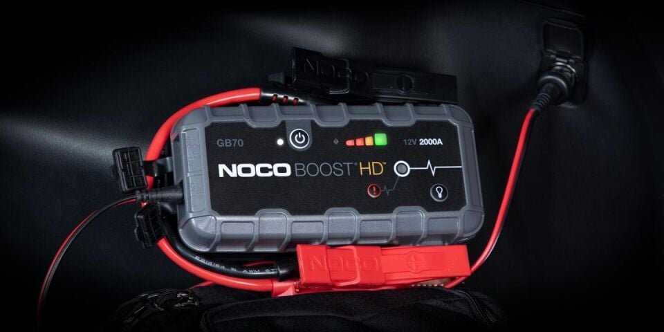 Noco Boost HD GB70 12V 2000 Amper Lityum Akü Takviye + Powerbank + Led Lamba